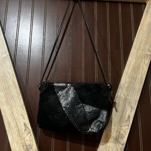 Chic Black Crossbody Bag